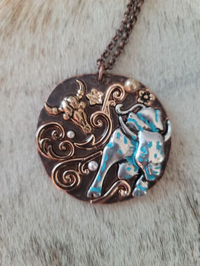 Large Bull Necklace Long box chain Stunning!